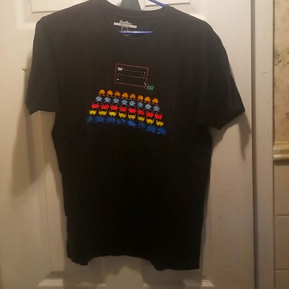 t shirt